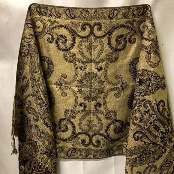 COPY - Brown and gold Pashmina wrap scarf - Picture 3 of 4